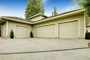 Most Common Garage Doors Myths & Facts