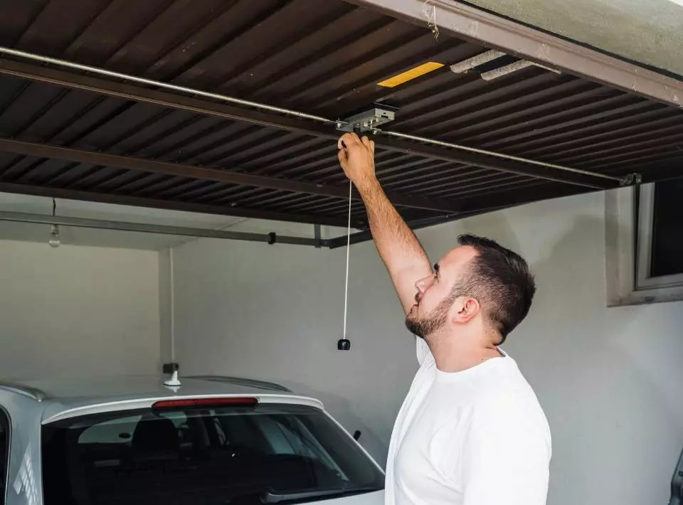 Garage door track repair edmonton