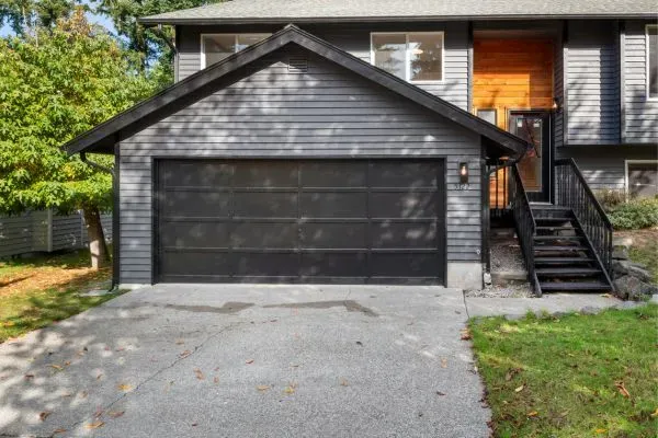 residential-insulated-garage-doors-edmonton residential insulated garage doors edmonton
